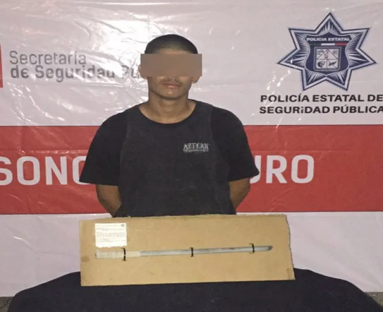 Capturan a individuo con arma prohibida