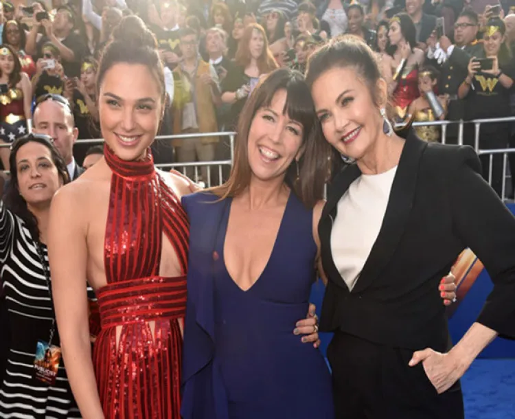 Lynda Carter apoyó a Patty Jenkins