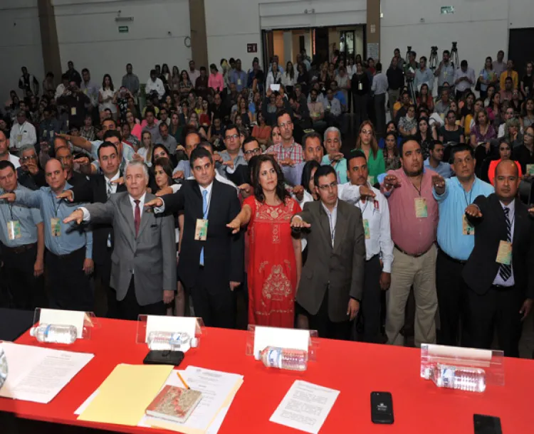 Miguel Pompa asume presidencia del Consejo de Archivos