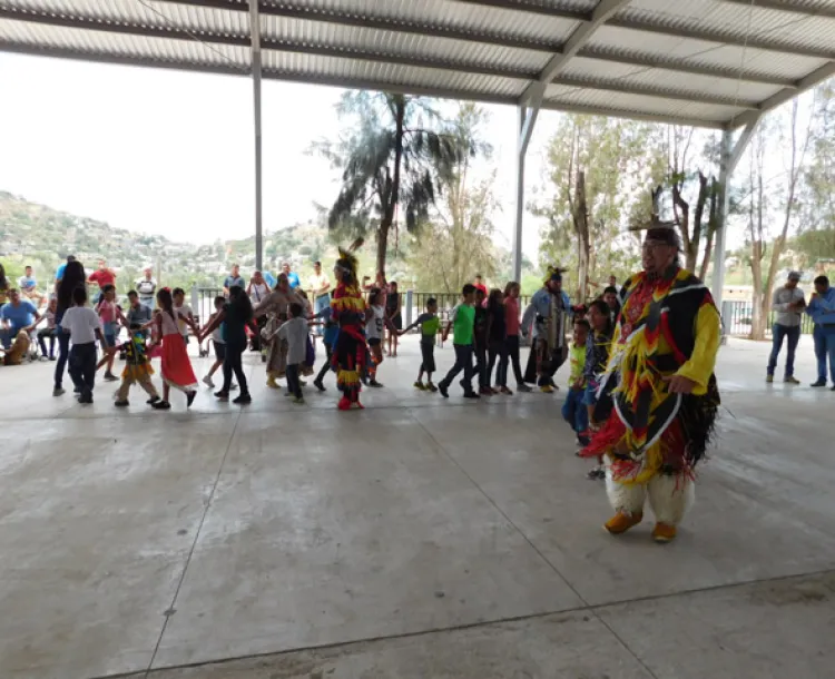 Expondrán apaches cultura y danzas