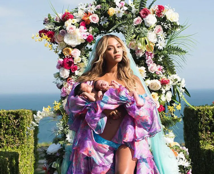Beyoncé presenta a sus gemelos Sir Carter y Rumi