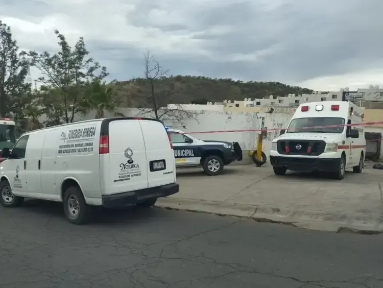 Investigan muerte de hombre en la Empalme Nogales