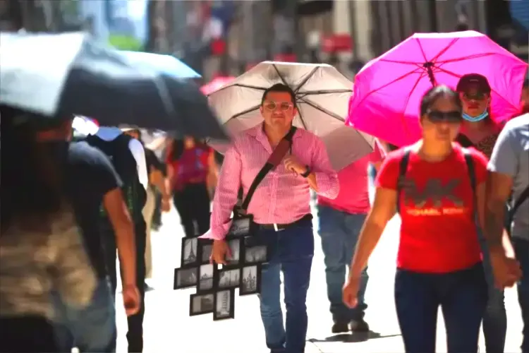 Alerta por ola de calor en México: más de mil casos de golpe de calor y 61 muertes