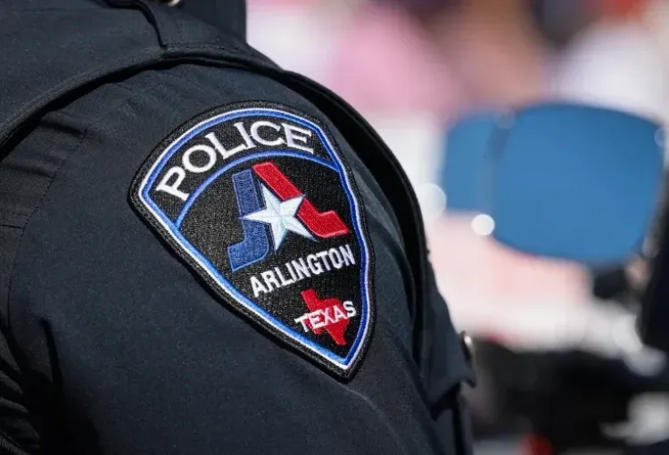 Accidente fatal en Arlington: Conductor ebrio choca contra vehiculos