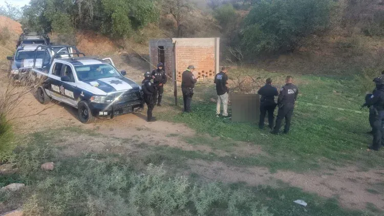 Encuentran cadáver calcinado en terreno baldío de Nogales