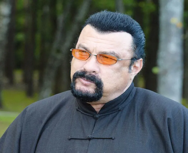 Investigan a Steven Seagal por agresión sexual