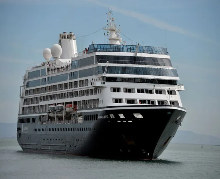 Arriba a Guaymas crucero turístico Azamara Quest