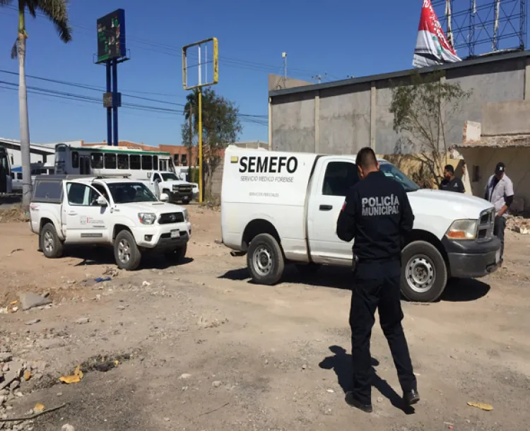 Asesinan hombre a puñaladas