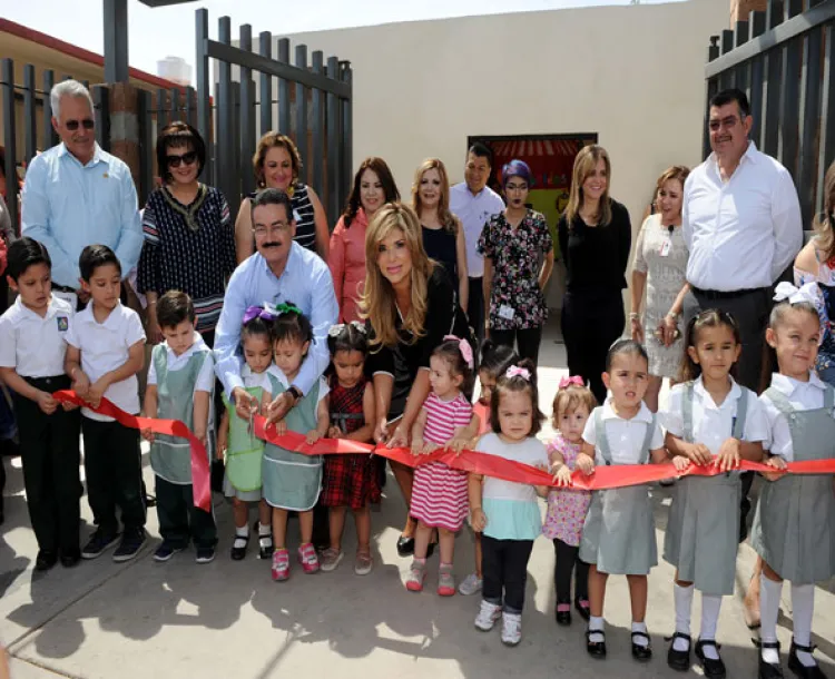 Entrega Gobernadora nuevo edificio del CENDI N0.4