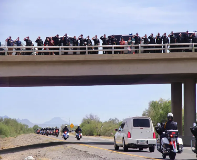 Vigilará DPS Nogales, Arizona por funeral de policía caído del NPD