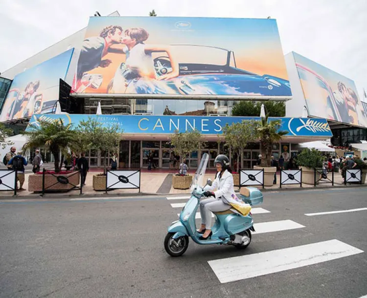 Cinta de Cuarón, fuera de Cannes