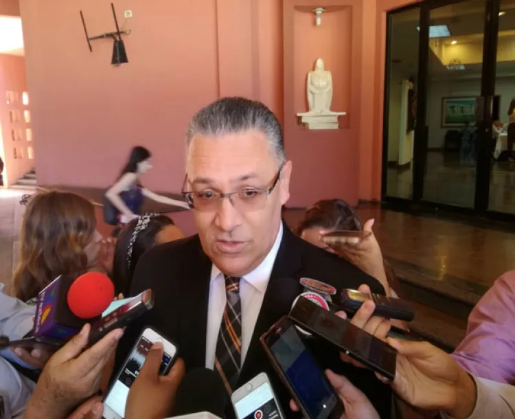 Pide Rector de Unison debates con ideas y sin descalificaciones