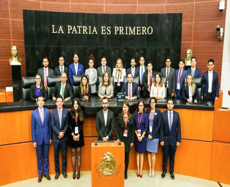 Participa Sonora en encuentro de Titulares de Juventud