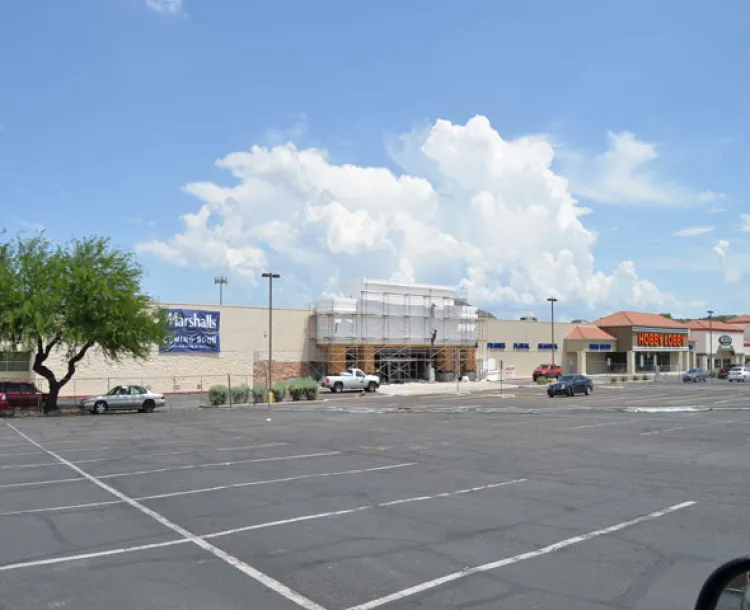 Sólida economía en Nogales, Arizona por nuevas tiendas