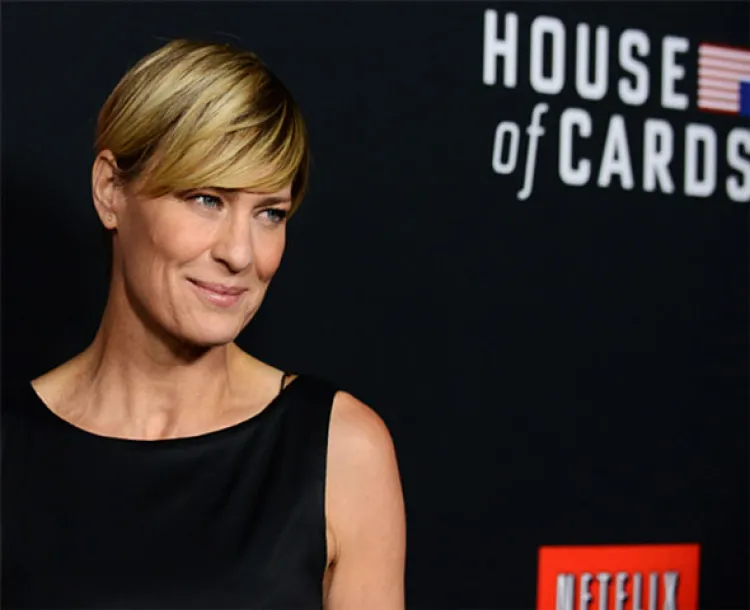 Protagonista de ‘House of Cards’ se casa en secreto en Francia