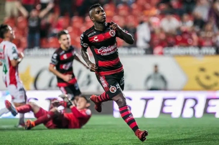 Xolos muerden al Rayo