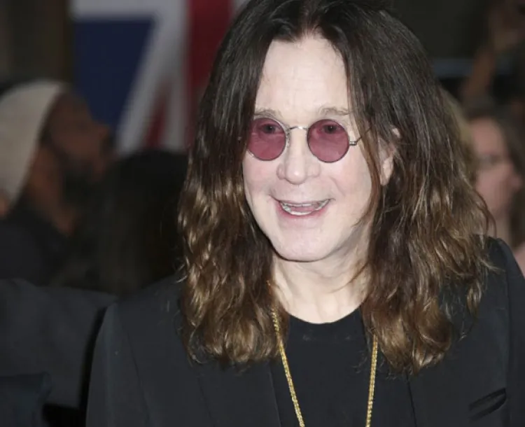 Hospitalizan a Ozzy Osbourne por complicaciones de gripa