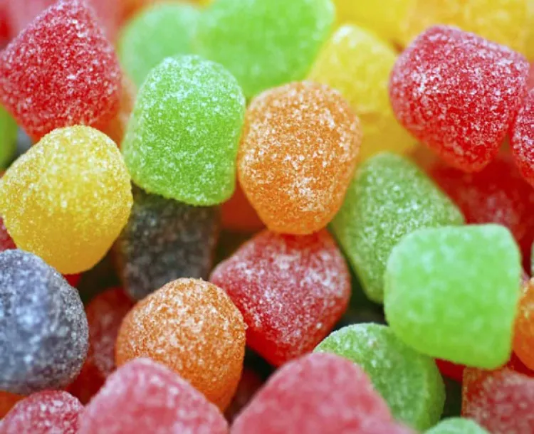 Estudiantes crean gomitas para reducir el estrés