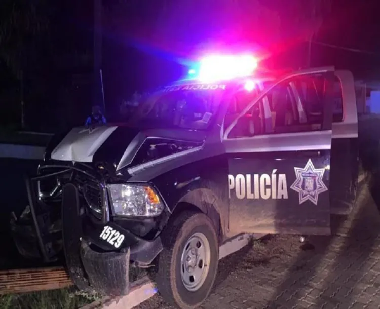 Embosca comando a policías en San Carlos; hay 2 heridos