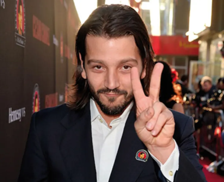 Espera Diego Luna un cambio para México