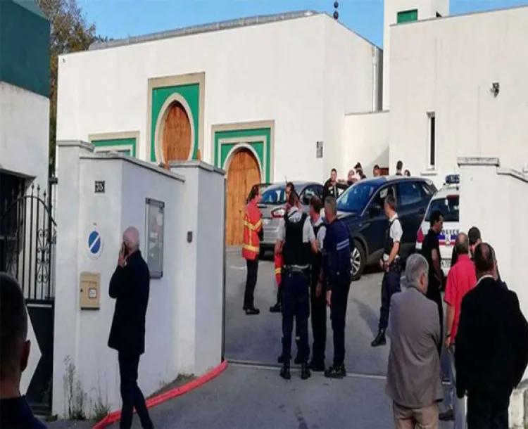 Tiroteo deja 2 heridos cerca de mezquita en Francia