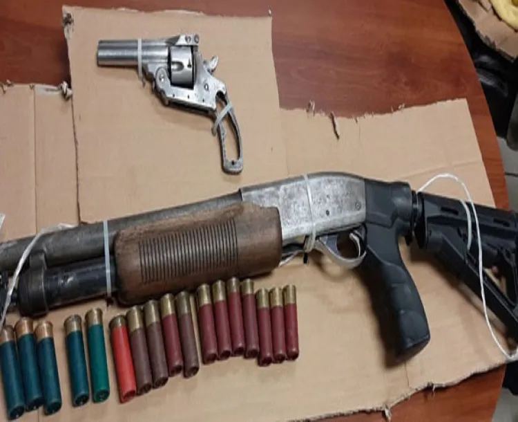 Captura PESP a hermosillense con armas y droga