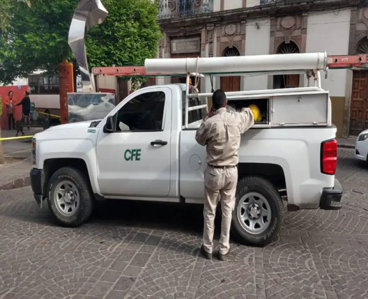 Detecta CFE irregularidades en 14 transformadores en Centro de Hermosillo