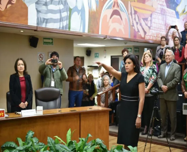 Rinde protesta consejera del IEEyPC