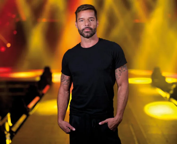 Ricky Martin ayuda a sus paisanos