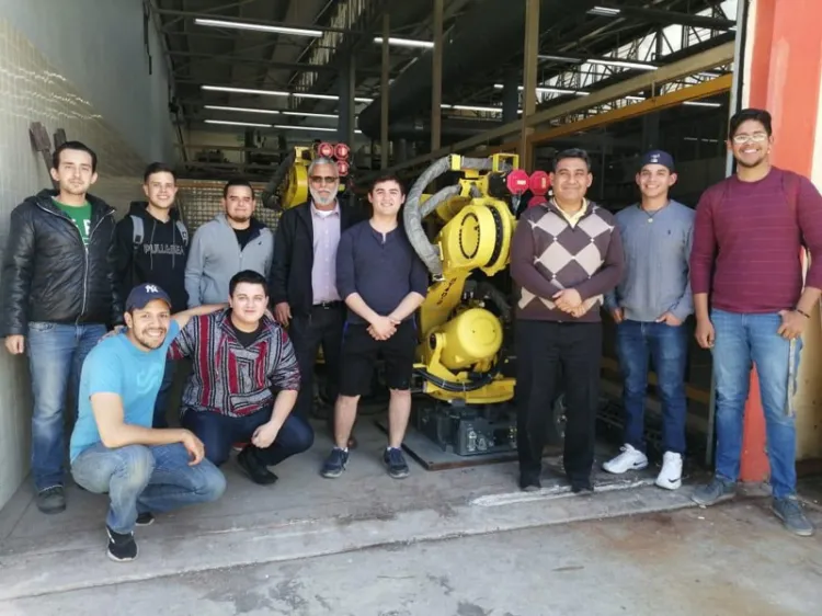 ITH recibe robot donado por Ford Hermosillo