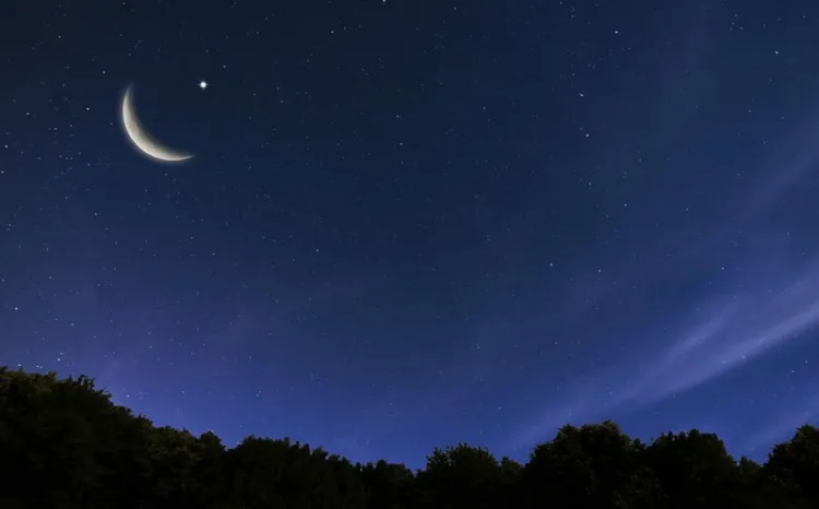 La Luna y Venus “se besarán” esta noche