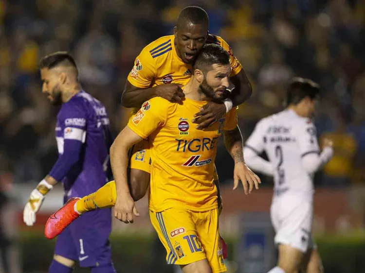 Tigres arrollan a los Pumas