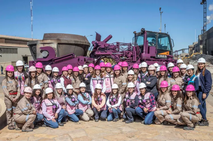 Reconoce CPA trabajo de mujeres mineras