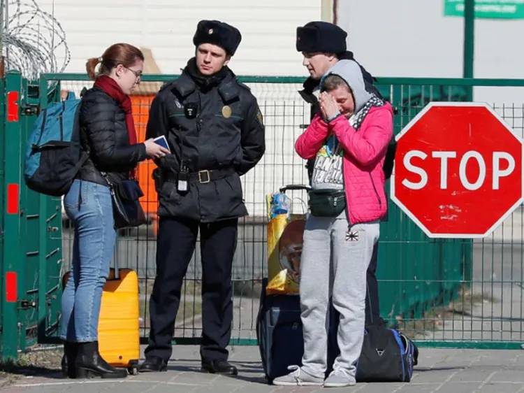 Anuncia Rusia cierre total de fronteras