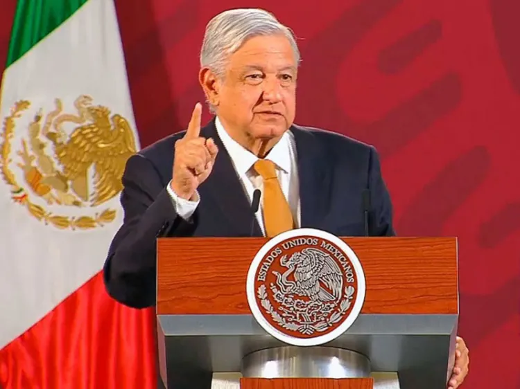 Llama AMLO a estar atentos a mensaje de Ssa por Covid-19