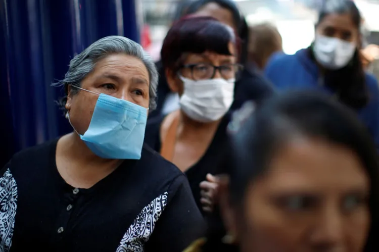 Mujeres mayores de 60 con mayor riesgo