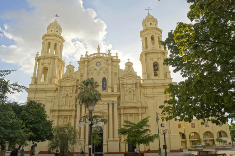 Arquidiócesis descarta retomar actividades primera quincena de junio