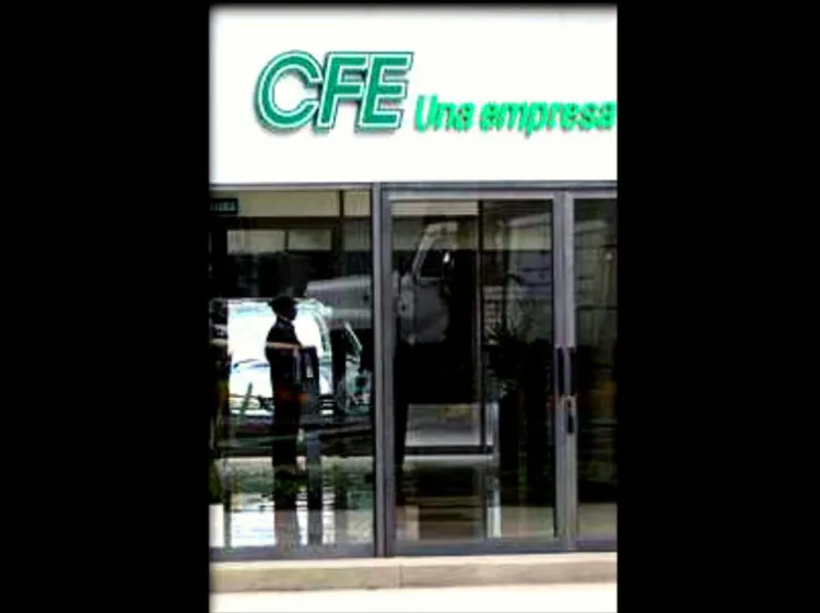 Acusa CFE existencia de “mercado negro” en venta de electricidad