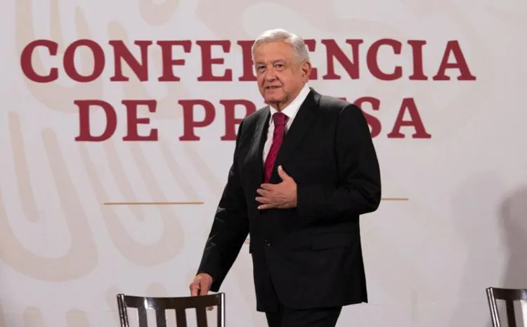 Iniciará Conacyt producción en serie de ventilador mecánico: AMLO