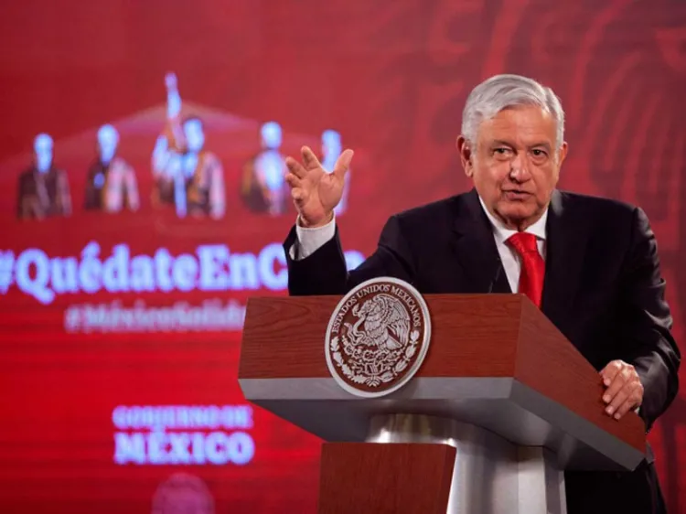 Si cubrebocas fuera opción para reactivar economía me lo pongo: AMLO