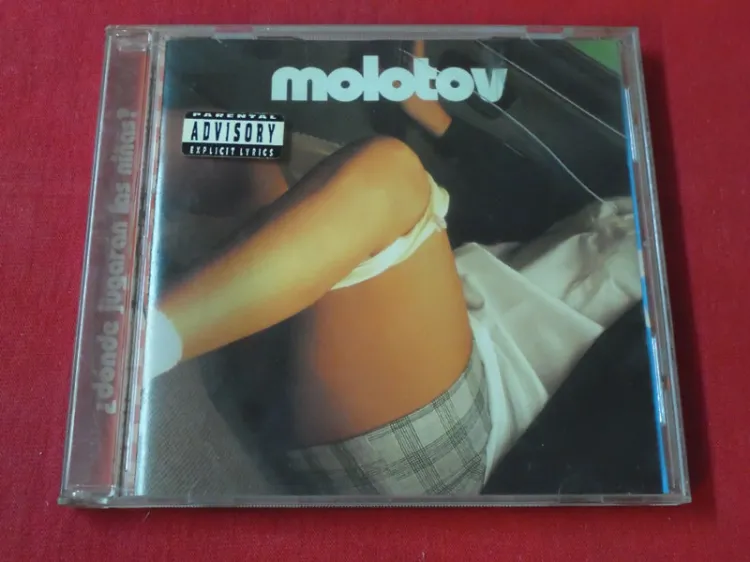 Piden cancelar a Molotov por su disco “¿Dónde jugarán las niñas?” de 1997