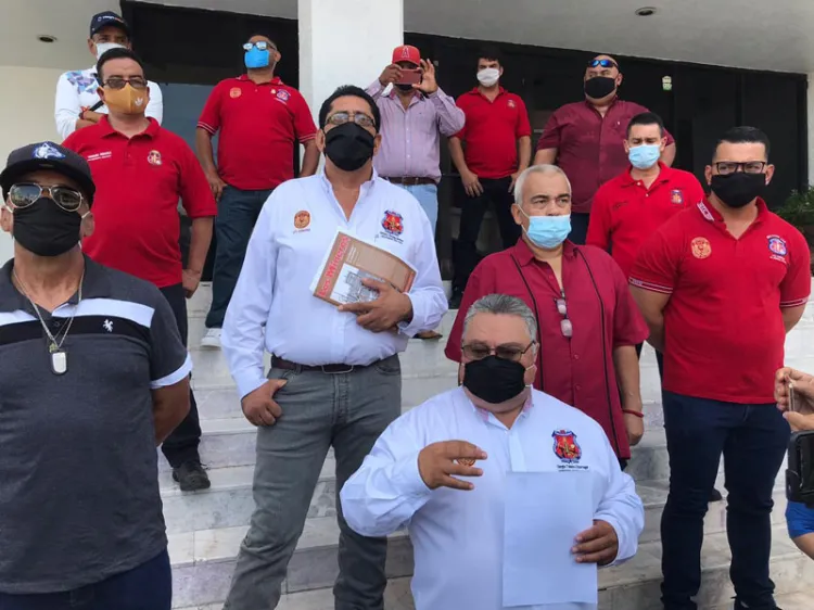 Mineros piden ayuda a AMLO