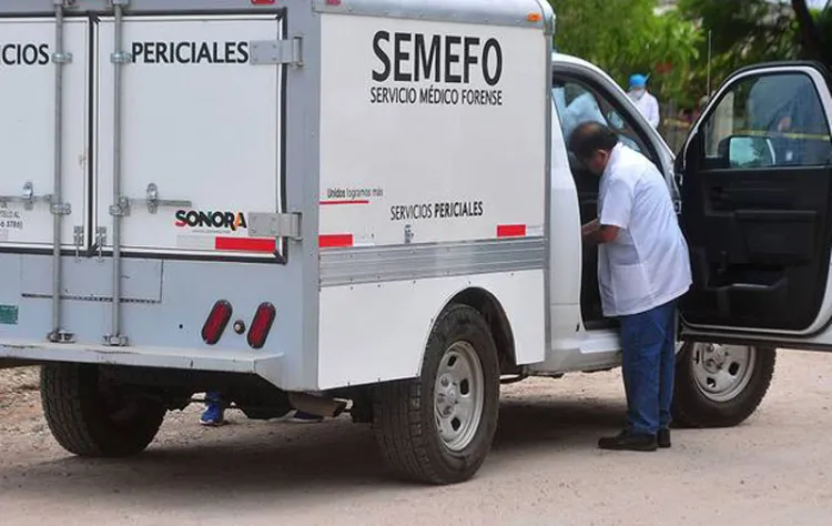 Hallan a indigente muerto frente a hospital en Ciudad Obregón