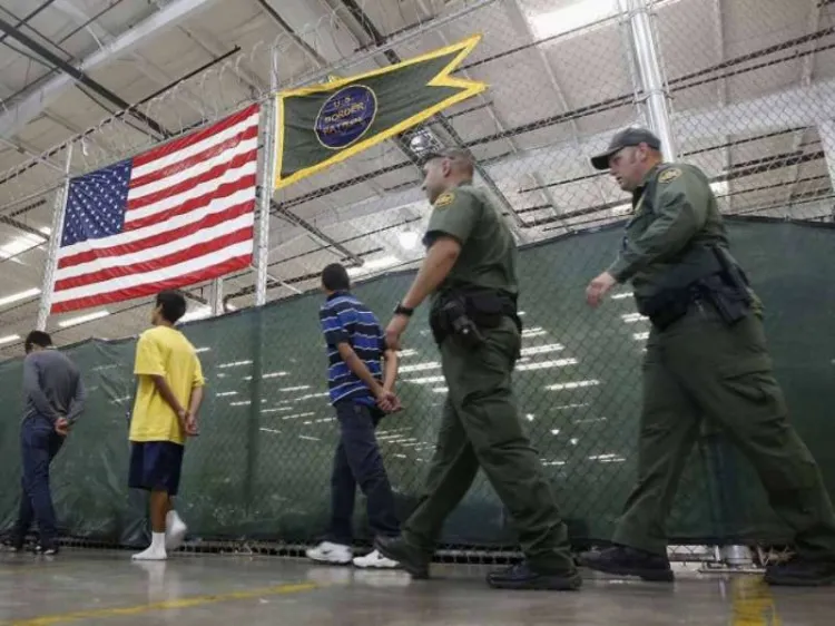 Centro de detención de migrantes en Az, foco rojo por covid