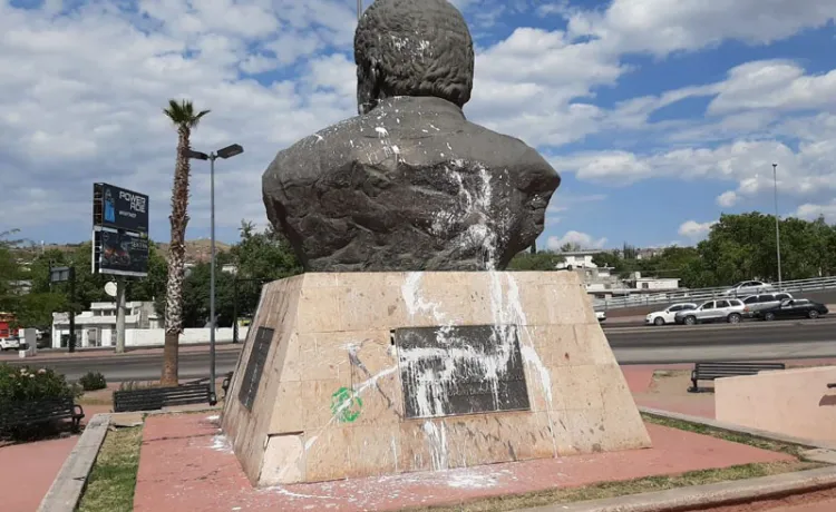 Vandalizan busto a Colosio