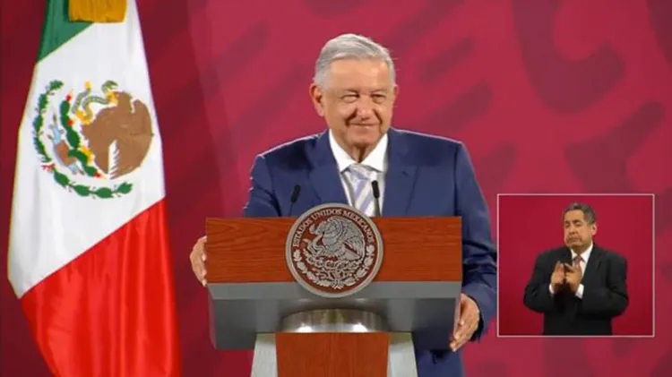 Anuncia AMLO liberación de recursos para pavimentación en Hermosillo