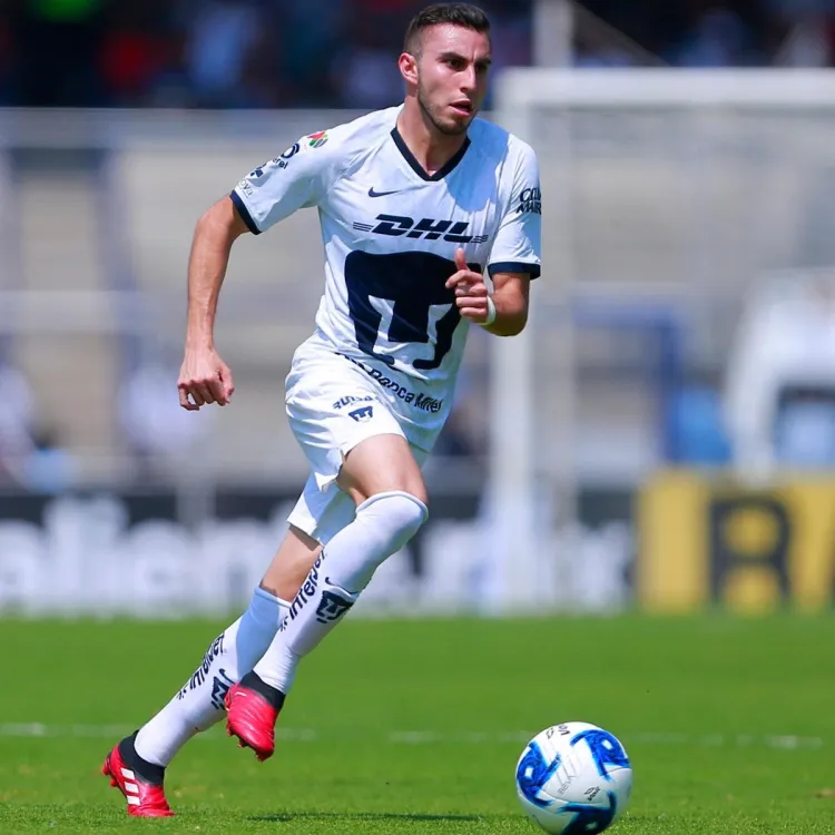 Buscan Pumas compra a Mayorga