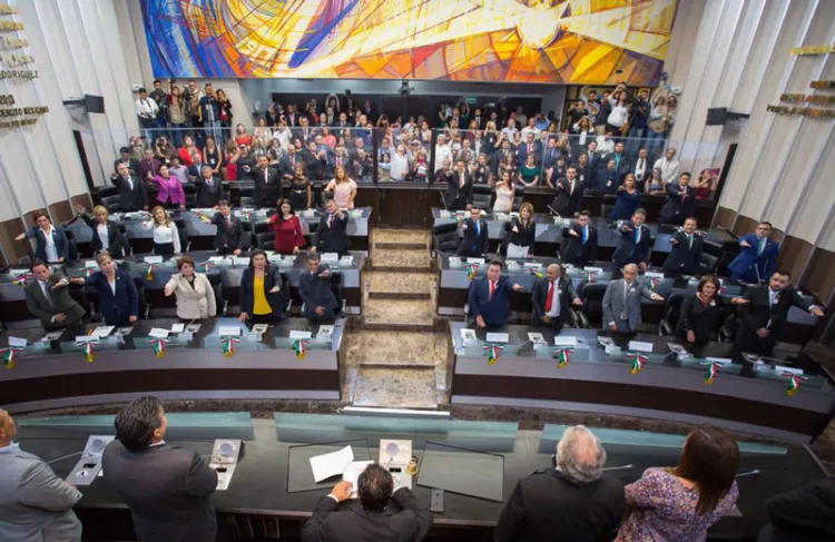 Votarán diputados por uso obligatorio de cubrebocas