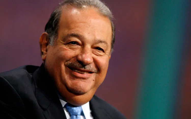 Carlos Slim propone elevar a 75 años la edad de jubilación