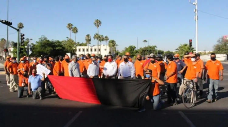 Van contra huelga masiva de la CTM